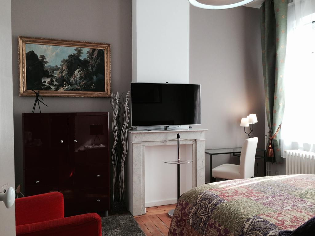 Chambres Et Table D'Hotes La Belle Lensoise الغرفة الصورة